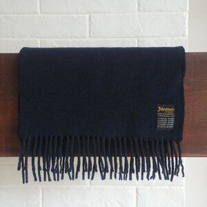 Vintage Johnstons of Elgin made in Scotland 75% cashmere 25% mink black scarf